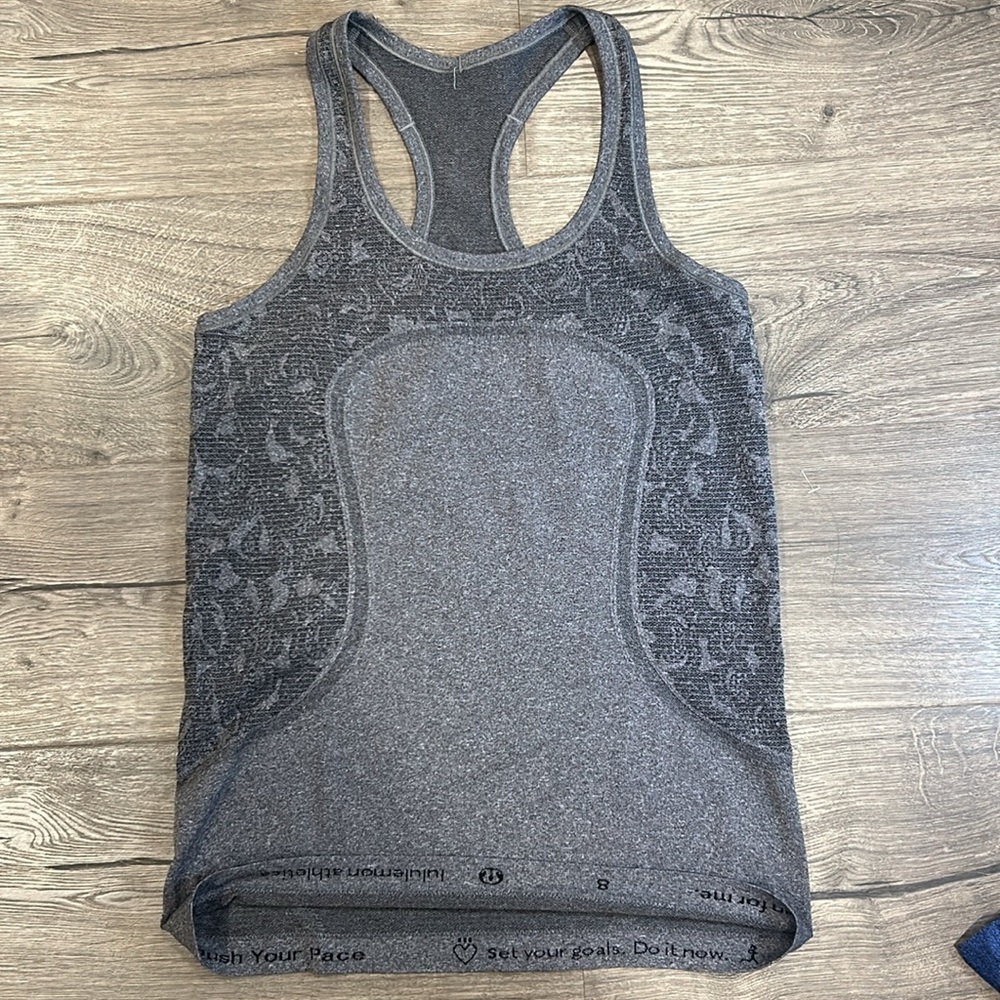 Lululemon Swiftly Tech Racerback Tank Size 8 - Picture 5 of 10